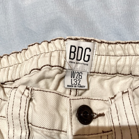 BDG Carpenter Contrast Stitching Cargo Jeans High/Mid Rise - Picture 4 of 5
